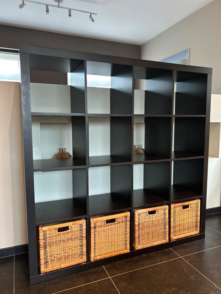 4x4 vakken IKEA KALLAX kast met 4 manden, Huis en Inrichting, Kasten | Boekenkasten, Zo goed als nieuw, 100 tot 150 cm, 100 tot 150 cm