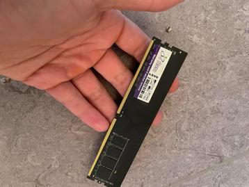 RAM 8GB + GIFT beschikbaar voor biedingen