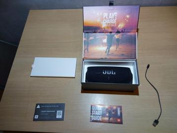 JBL Charge 5 Bluetooth Speaker - Zwart beschikbaar voor biedingen