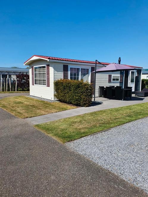 Chalet te huur bij Zoutelande Zeeland aan de zee op camping, Vakantie, Campings, Recreatiepark, Aan zee, Internet, Speeltuin, Tuin