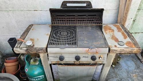 Gas-BBQ voor hobbyisten met gasfles-nog steeds functioneel!, Tuin en Terras, Gasbarbecues, Gebruikt, Ophalen