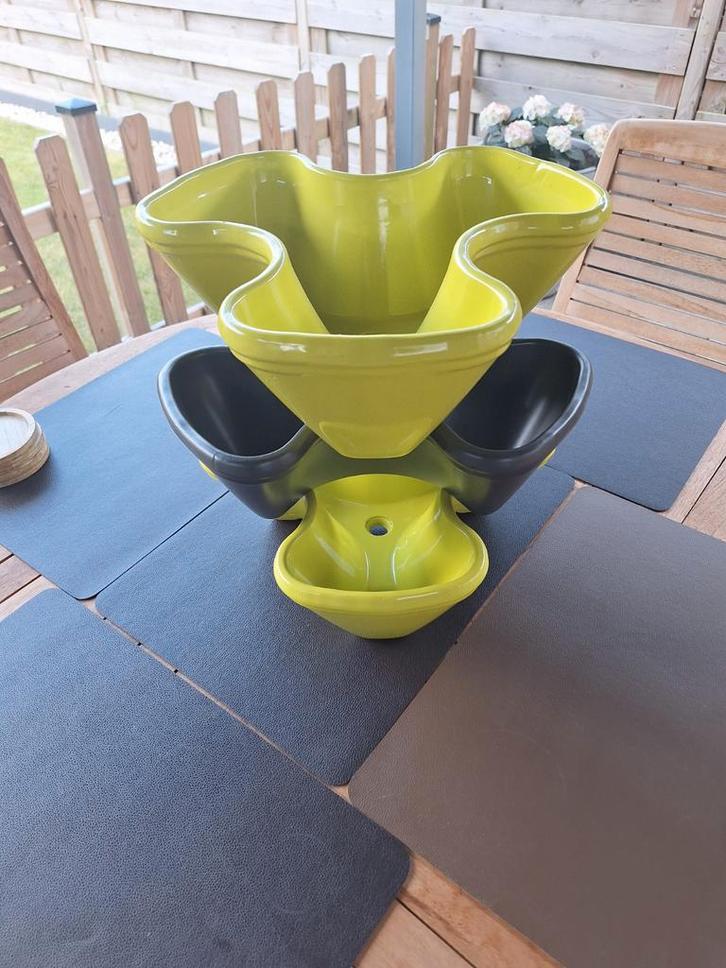 Stapelbare stenen bloembakken., Tuin en Terras, Bloembakken en Plantenbakken, Ophalen