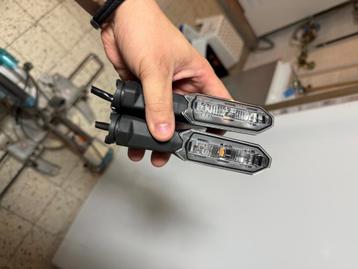 Pinkers voor moto ( Van Kawasaki Z900 2025 )  beschikbaar voor biedingen