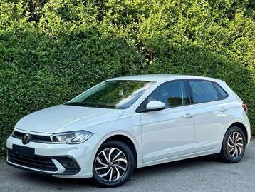 Volkswagen Polo sedan 1.0 TSI+APPLE CARPLAY+CAMERA+VIRTUAL C