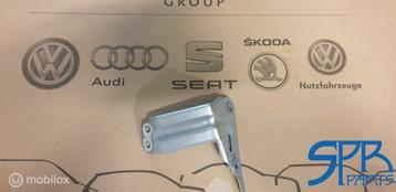 GOLF 7 Rechts LA7W STEUN SCHERM SCHERMSTEUN 5G0821136B GRIJS beschikbaar voor biedingen