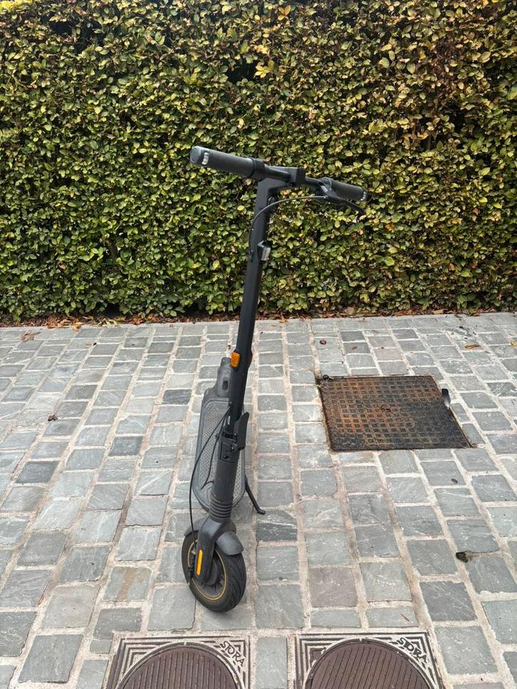 Ninebot max G2, Fietsen en Brommers, Steps, Gebruikt, Elektrische step (E-scooter), Ophalen