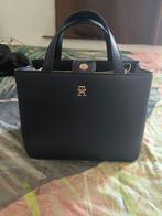 Handtas Tommy Hilfiger, Ophalen