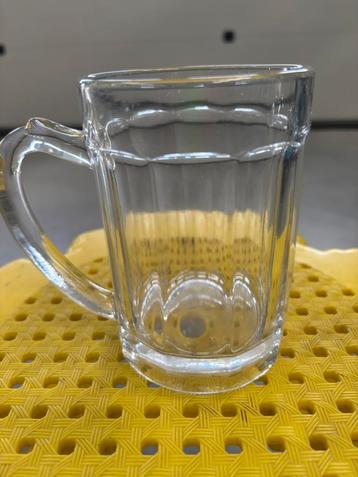 Bierpul voor Oktoberfest beschikbaar voor biedingen