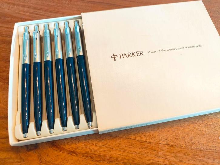 New old stock Parker Jotter balpennen, Verzamelen, Pennenverzamelingen, Parker, Ophalen of Verzenden