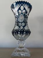 vase en cristal hauteur 35 cm couleur bleu, Antiquités & Art, Antiquités | Vases, Enlèvement ou Envoi
