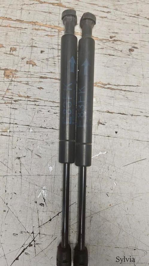 Gasdemper gasveer set voor motorkap BMW X3 serie E83 + LCi 5, Auto-onderdelen, Carrosserie, Gebruikt, Ophalen of Verzenden