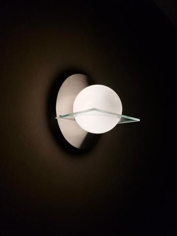 3 moderne wandlampen – uniek Saturnusdesign. beschikbaar voor biedingen
