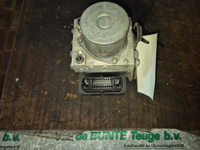 ABS Pomp van een Volkswagen UP, Auto-onderdelen, Elektronica en Kabels, Volkswagen, Gebruikt, 3 maanden garantie