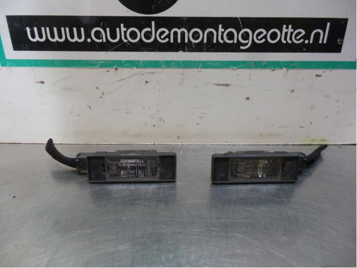 Kenteken Verlichting van een Peugeot 807 (807 02-), Auto-onderdelen, Verlichting, Peugeot, Gebruikt, Ophalen of Verzenden