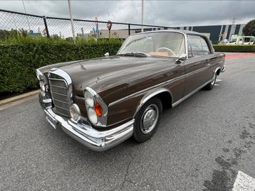 Véhicule belge Mercedes Se220 Coupé 1961  disponible aux enchères