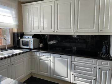 Keuken, Granit ou Pierre, Brillant ou Laqué, Enlèvement, Utilisé