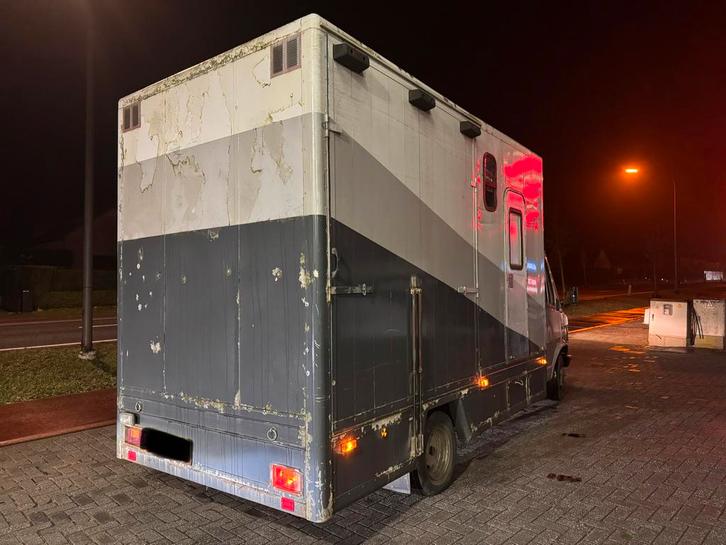 Paardenbak, Dieren en Toebehoren, Stalling en Weidegang