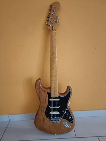 Elektrische gitaar Stratocaster model beschikbaar voor biedingen