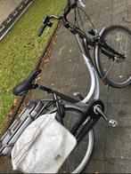 Elektrische damesfiets, Fietsen en Brommers, Fietsen | Dames | Damesfietsen, Ophalen, Zo goed als nieuw, Versnellingen