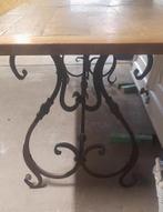 Prachtige houten tafel, metalen onderstel en bijhorende bank, Ophalen