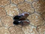 Schoenen, Ophalen, Zo goed als nieuw