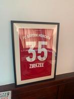 Gesigneerd voetbalshirt Zirkzee, Verzamelen, Sportartikelen en Voetbal, Ophalen of Verzenden, Zo goed als nieuw