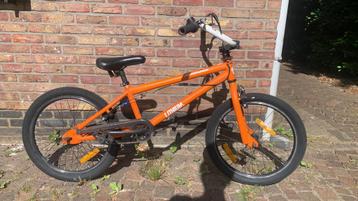 Fiets bmx(Herenthout) mag vandaag weg, Fietsen en Brommers, Fietsen | Crossfietsen en BMX, Ophalen, Zo goed als nieuw, Bmx
