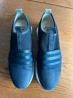Donkerblauwe sneakers maat 40, Ophalen, Zo goed als nieuw, Sneakers