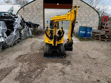 Phoenix 400 Mini excavator, 800kg and 1.6t digging force beschikbaar voor biedingen