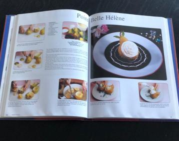 Frankrijks chef-koks presenteren kookboek