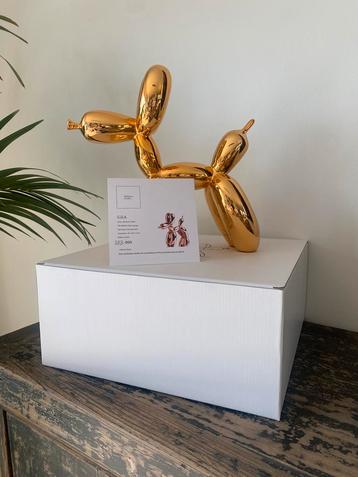 Balloon dog beschikbaar voor biedingen