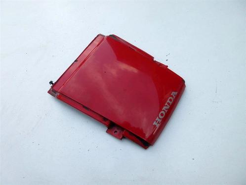Honda CB250 achterkap midden kontpaneel CB 250 achter cover, Motoren, Onderdelen | Honda, Gebruikt, Ophalen of Verzenden