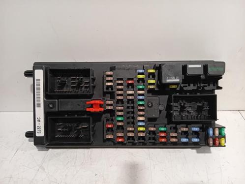 ZEKERINGKAST Range Rover Evoque (LVJ / LVS) (CPLA14Q073AA), Auto-onderdelen, Elektronica en Kabels, Land Rover, Gebruikt