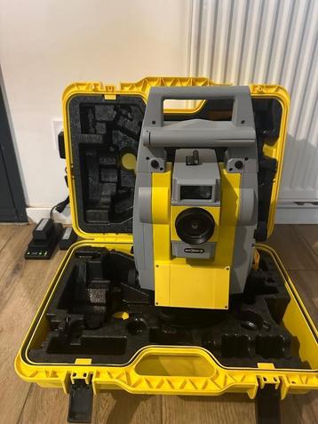 Pack Geomax : Station robotisée Geomax zoom 90 et un récepte beschikbaar voor biedingen