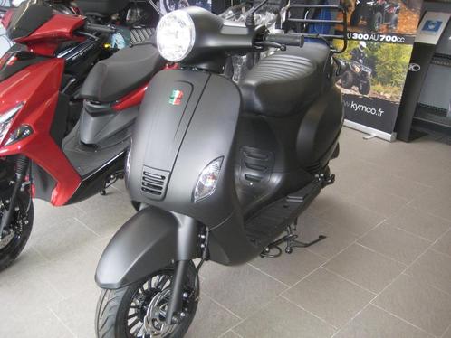 scooter GTS toscana pure a 1.799€ garantie 3 ans, Vélos & Vélomoteurs, Scooters | Vespa, Neuf, Classe A (25 km/h), Essence, Enlèvement