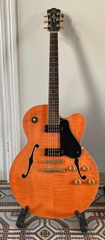 Gitaar Yamaha aes 1500 beschikbaar voor biedingen