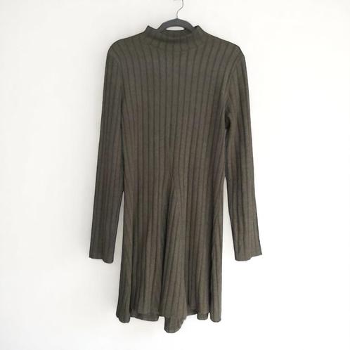 Khaki groene stretchy jurk 2XL/44, Kleding | Dames, Jurken, Nieuw, Maat 46/48 (XL) of groter, Groen, Knielengte, Verzenden