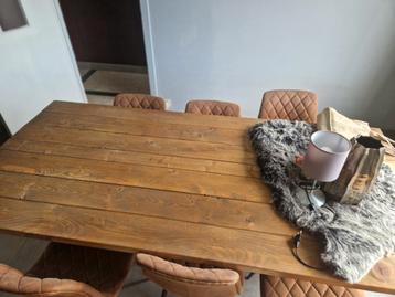Tafel 2m op 93cm  beschikbaar voor biedingen