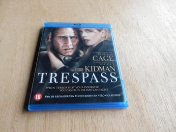nr.1106 - Blu-ray: trespass - thriller, Enlèvement ou Envoi, Comme neuf, Thrillers et Policier