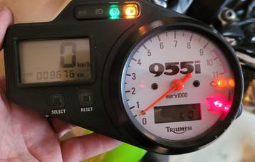 Tellerset Triumph Speed Triple 955i 2002-2004 beschikbaar voor biedingen