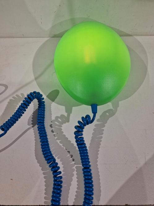 Ikea Lov wandlamp nachtlampje Space Age Ufo-lamp jaren 80/90, Kinderen en Baby's, Kinderkamer | Inrichting en Decoratie, Zo goed als nieuw