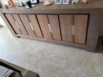 Deessoir kast massief hout beschikbaar voor biedingen