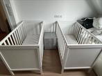 2 IKEA babybedjes met matras, topmatras en Aerosleep-lakens, Zo goed als nieuw