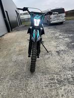 Kxd 140 cc, Fietsen en Brommers, Ophalen, Nieuw