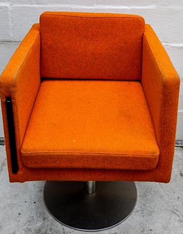 Designstoel Lensvelt "Deejay" by Dirk van Berkel beschikbaar voor biedingen