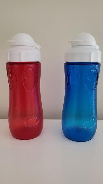 2 bouteilles de vélo pour enfants + porte-bouteilles