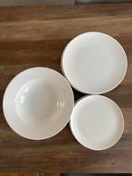 Lot d’assiettes 6x petit ;6x grand ;6x creuse couleur blanc., Ophalen, Nieuw