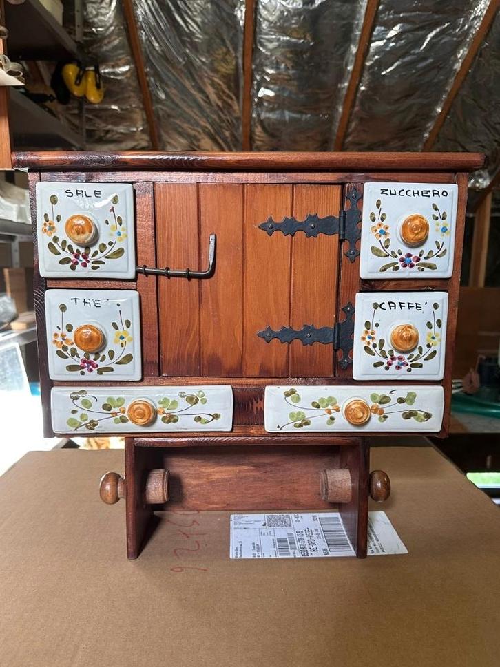 Houten wandrek met porseleinen voorraadbakjes, Huis en Inrichting, Woonaccessoires | Wandplanken en Boekenplanken, Gebruikt, Ophalen