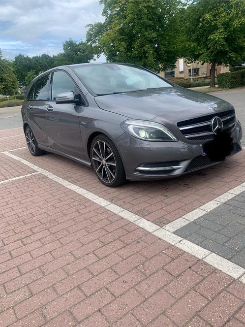 Mercedes b 180, Auto's, Mercedes-Benz, Particulier, B-Klasse, ABS, Airbags, Airconditioning, Alarm, Bluetooth, Bochtverlichting