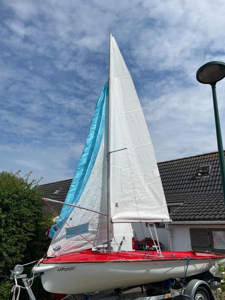 Zeilboot 420 in goede staat - volledig uitgerust, Watersport en Boten, Open zeilboten, Gebruikt, Overige typen, 3 tot 6 meter